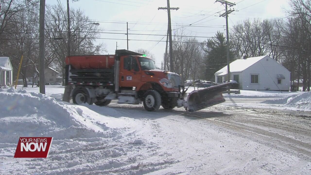City of Lima plows to start on residential road clean up
